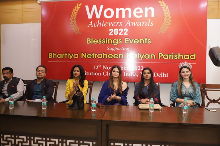 Komal Nirula at Women Achiever Award 2022